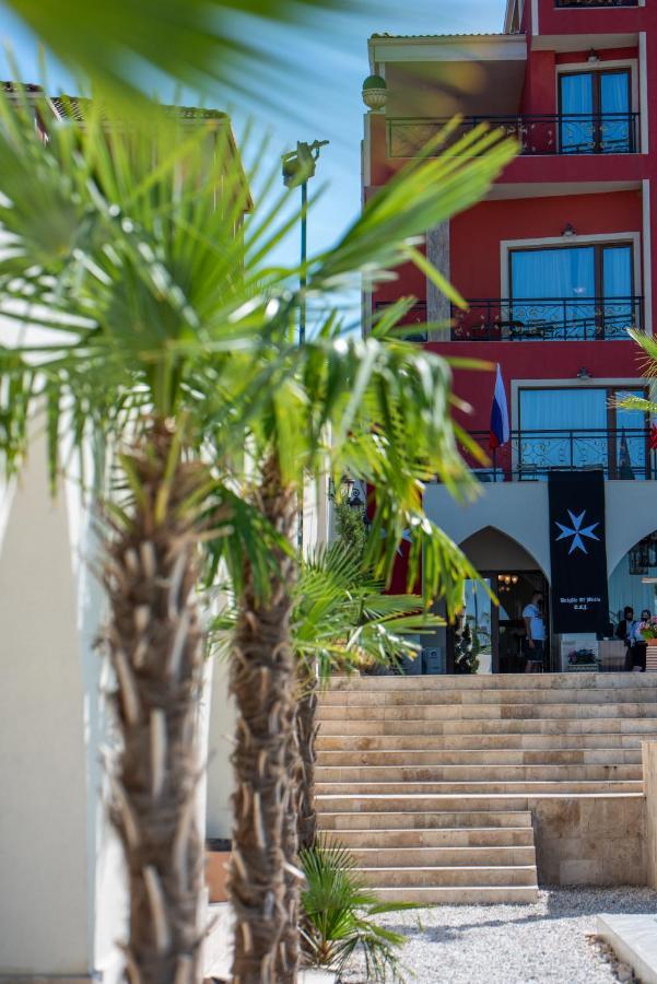 Alchemist Residence Von Goldenburg Belashtitsa ภายนอก รูปภาพ