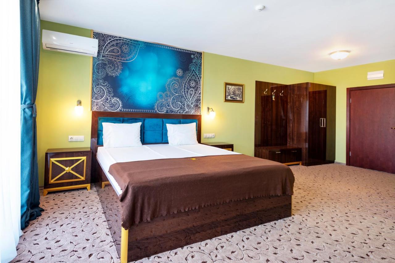 Alchemist Residence Von Goldenburg Belashtitsa ภายนอก รูปภาพ
