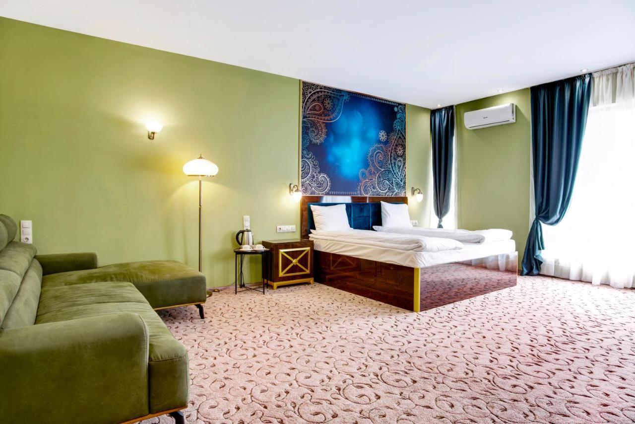 Alchemist Residence Von Goldenburg Belashtitsa ภายนอก รูปภาพ