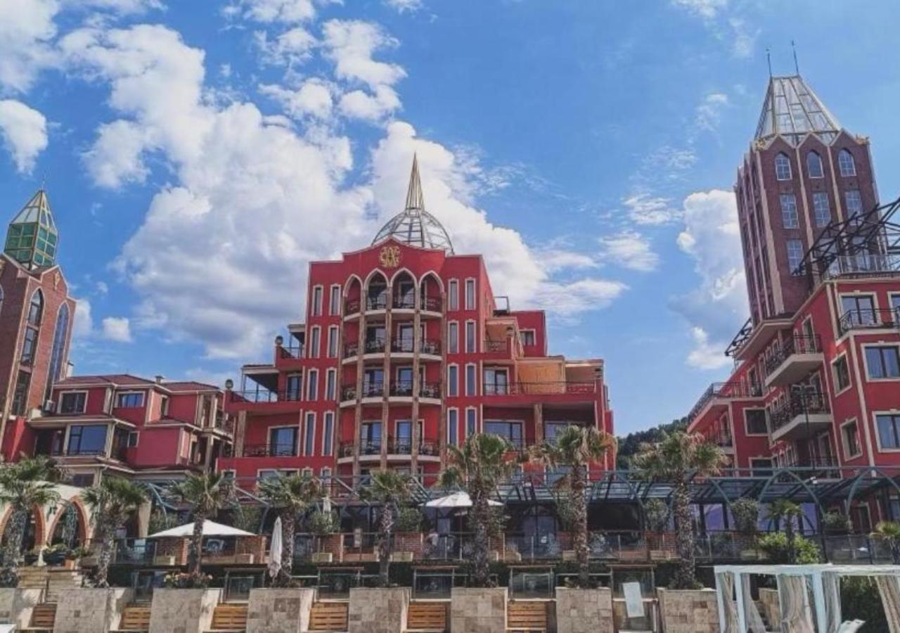 Alchemist Residence Von Goldenburg Belashtitsa ภายนอก รูปภาพ