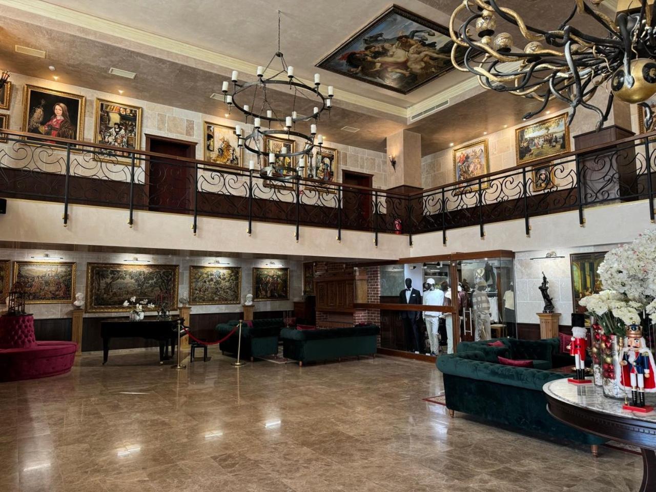 Alchemist Residence Von Goldenburg Belashtitsa ภายนอก รูปภาพ
